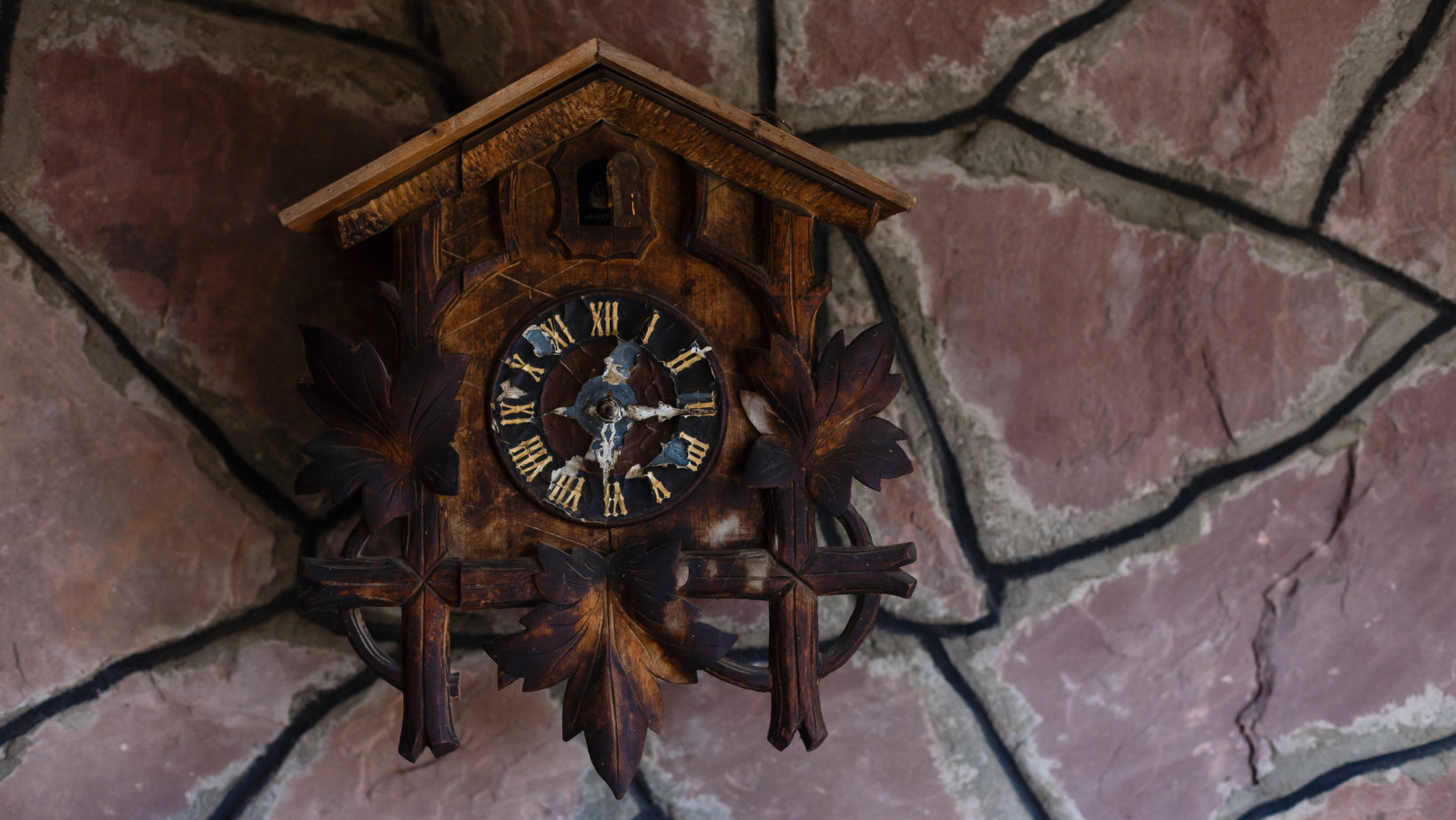 Time Centre, Clocks, Cuckoo Clocks, Pocket Watches, Galileos, Weather Houses, Grandfather Clocks, LED, Cuckoo Clock Spares, Africa Clock, Heidi Clocks, Antique Clocks, Clock Dials, Nurse Watches, Wall Clocks, Watch Winder, Weather Station