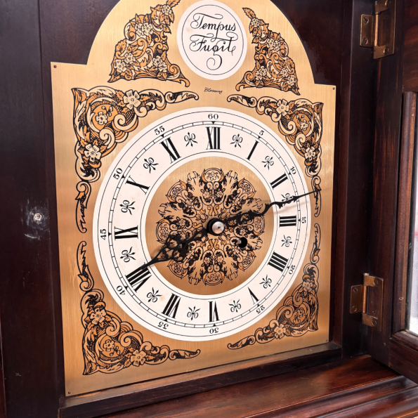 8 Day Wind up Grandfather Clock - Image 3