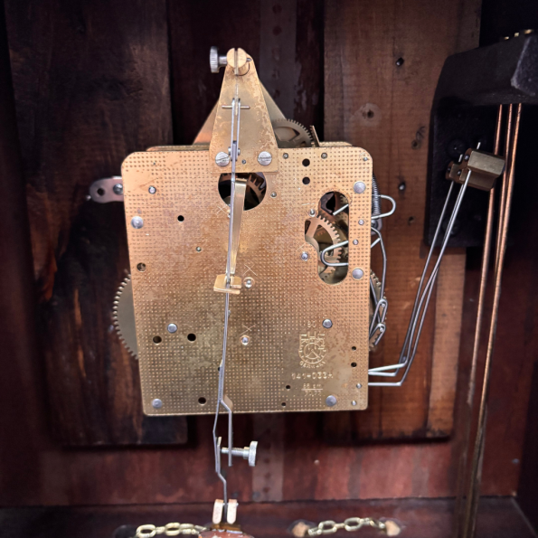 8 Day Wind up Grandfather Clock - Image 4